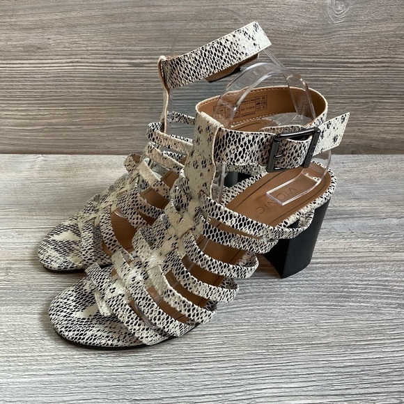 Vionic Sami woman’s heeled caged sandal in snake print 9 with ankle strap - Picture 3 of 16